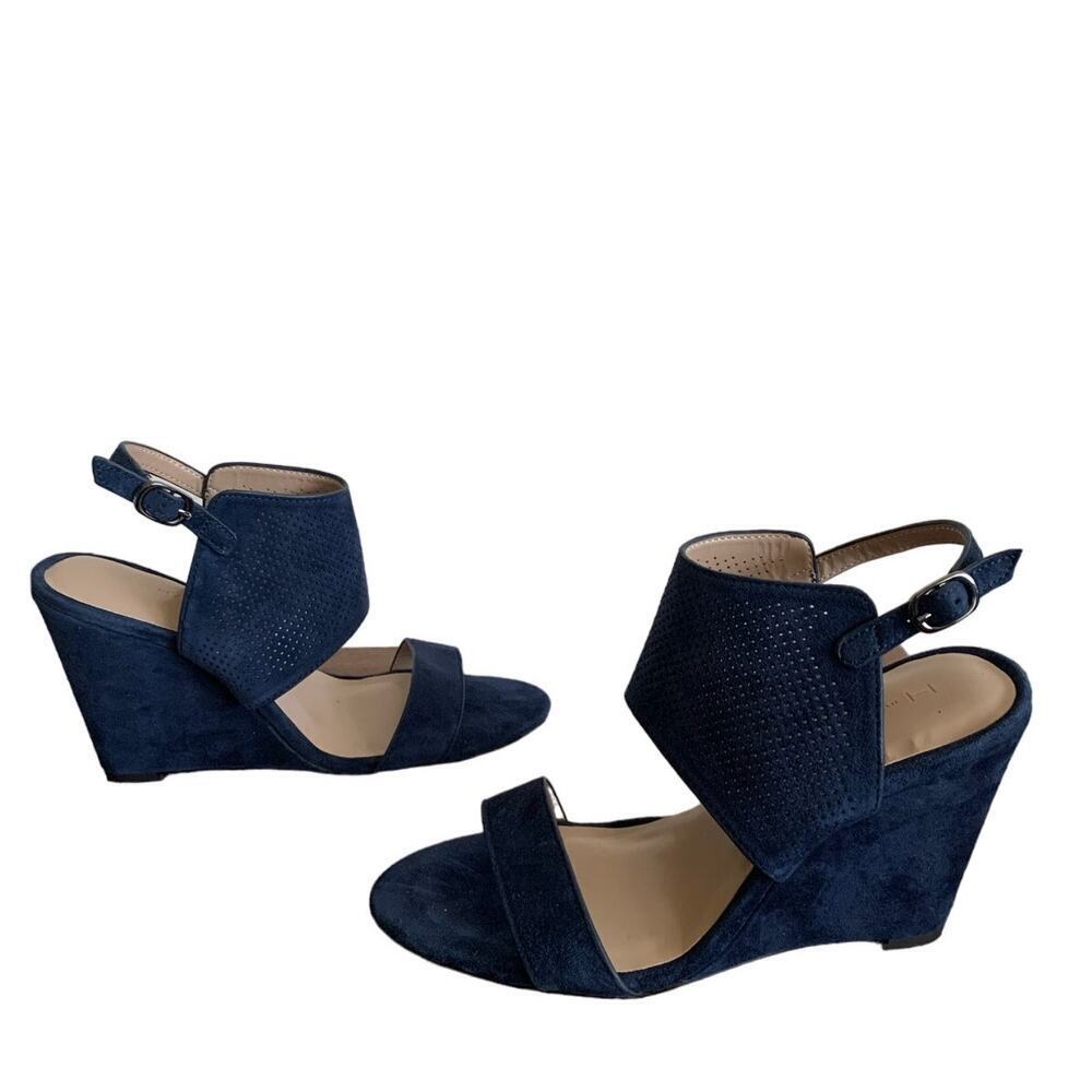 H by Halston Suede Open Toe Wedge Navy Blue McKenzie Sandals Size 5.5 NWOT